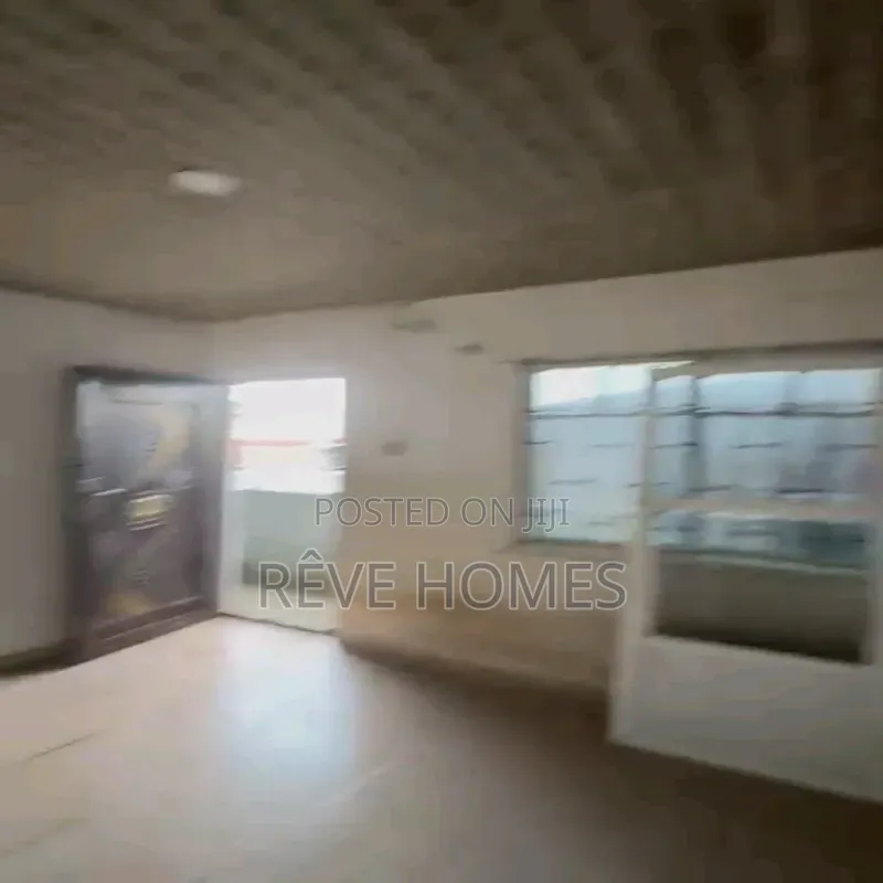 Studio Apartment in Shomolu / Shomolu for rent