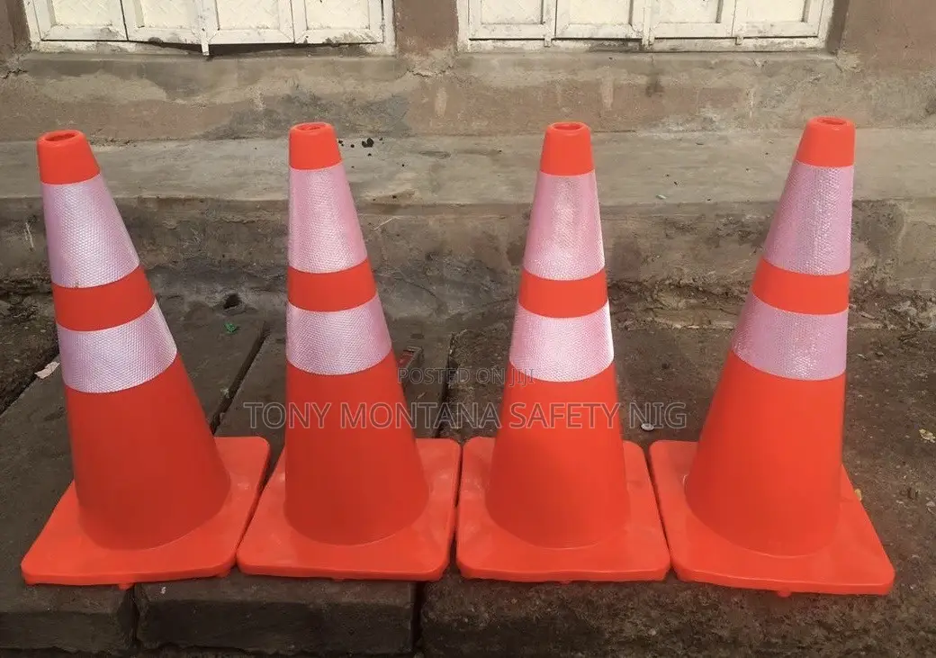 75cm Road Traffic Cone Reflective Safety Cone