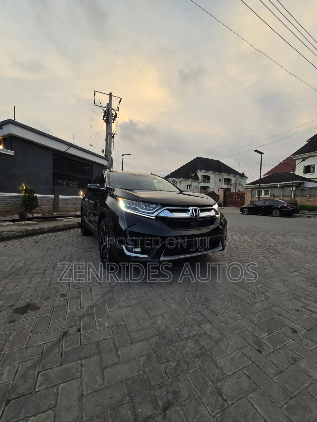 Honda CR-V Touring AWD 2018 Black