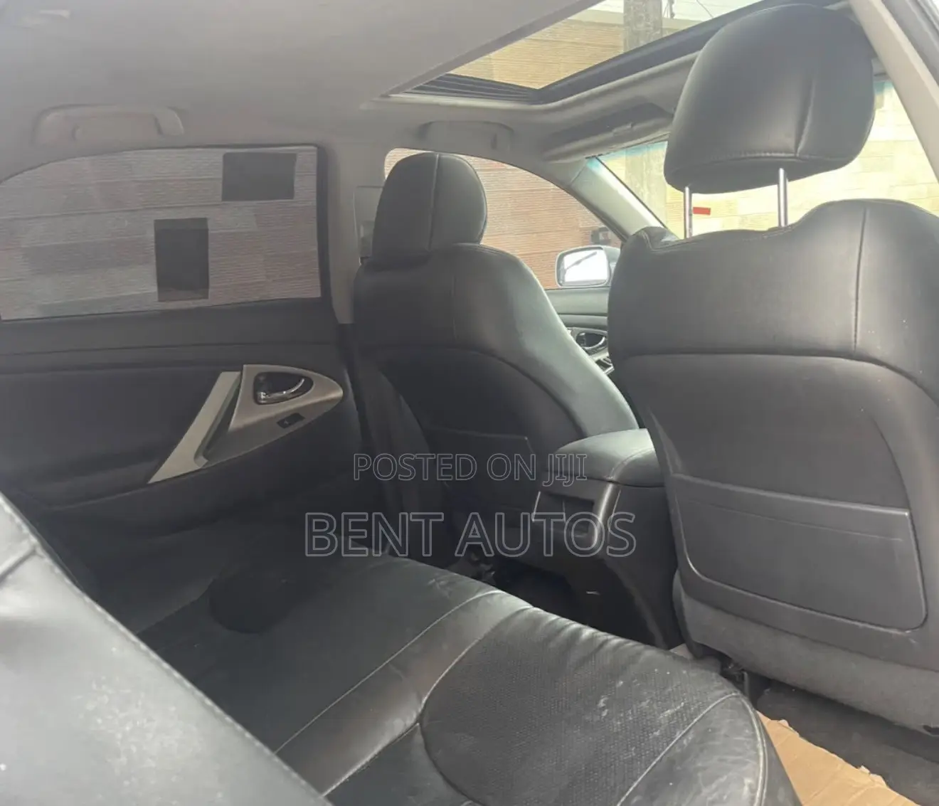 Toyota Camry SE 4dr Sedan (2.5L 4cyl 6AM) 2010 Silver