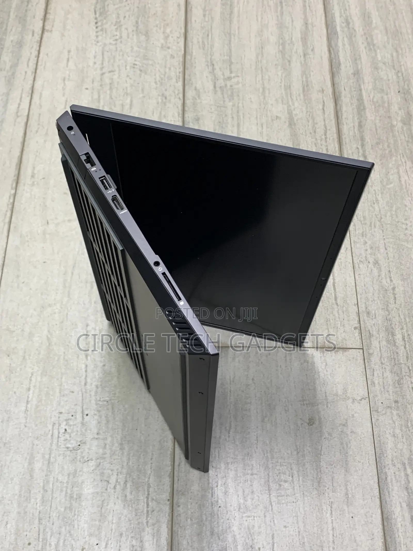 Laptop HP Omen 15 16GB AMD Ryzen 7 SSD 1T