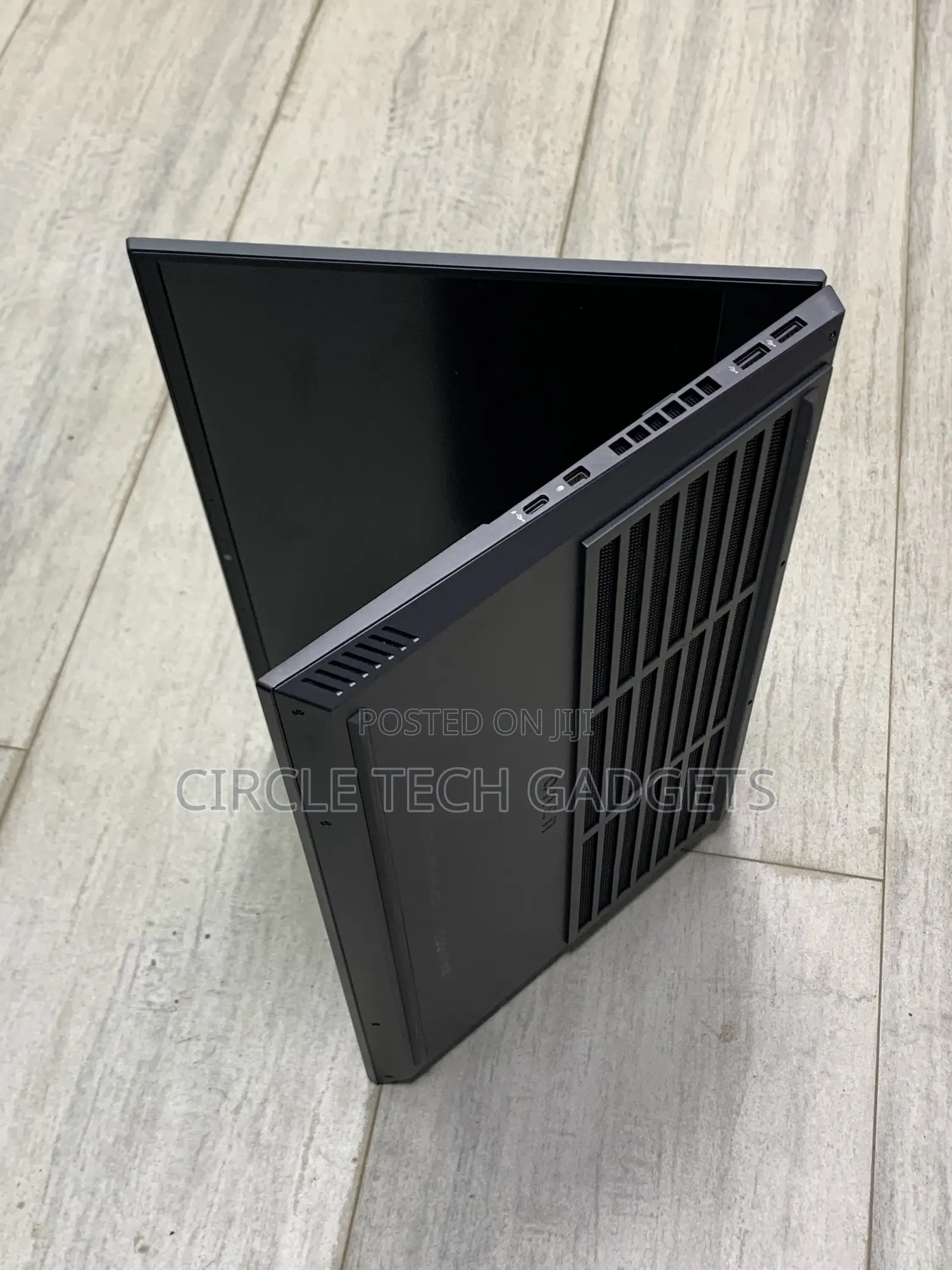 Laptop HP Omen 15 16GB AMD Ryzen 7 SSD 1T
