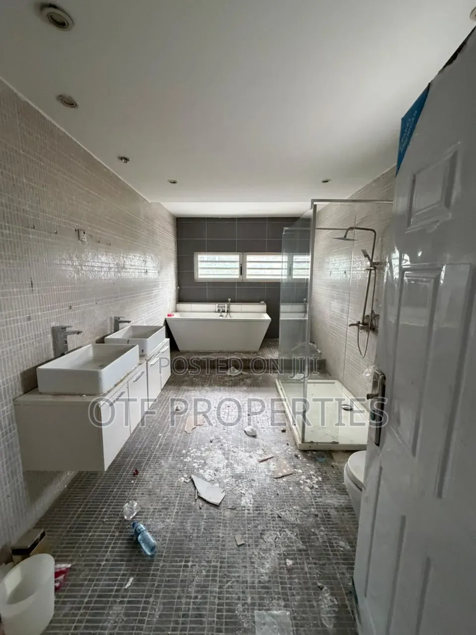 6 Bedrooms Fully Detached Duplex in Wuse 2 Abuja