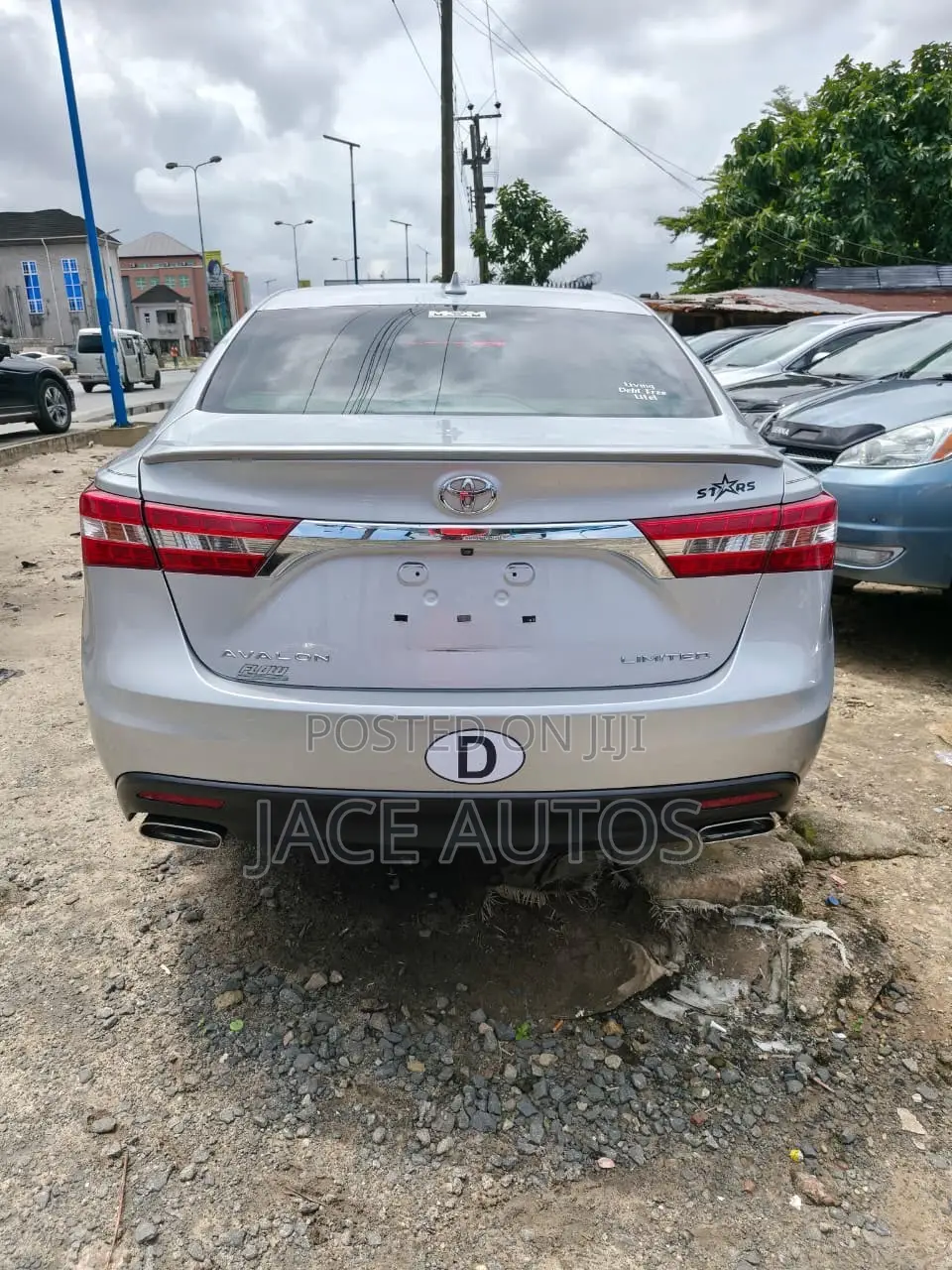 Toyota Avalon Limited 4dr Sedan (3.5L 6cyl 6A) 2015 Silver