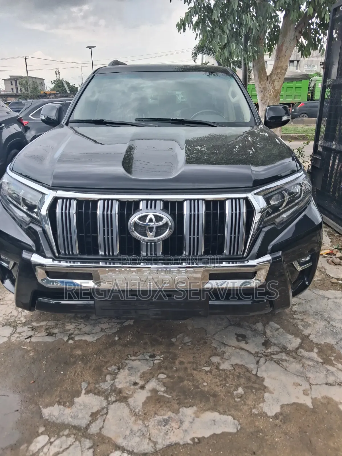 Toyota Land Cruiser Prado 2012 Black