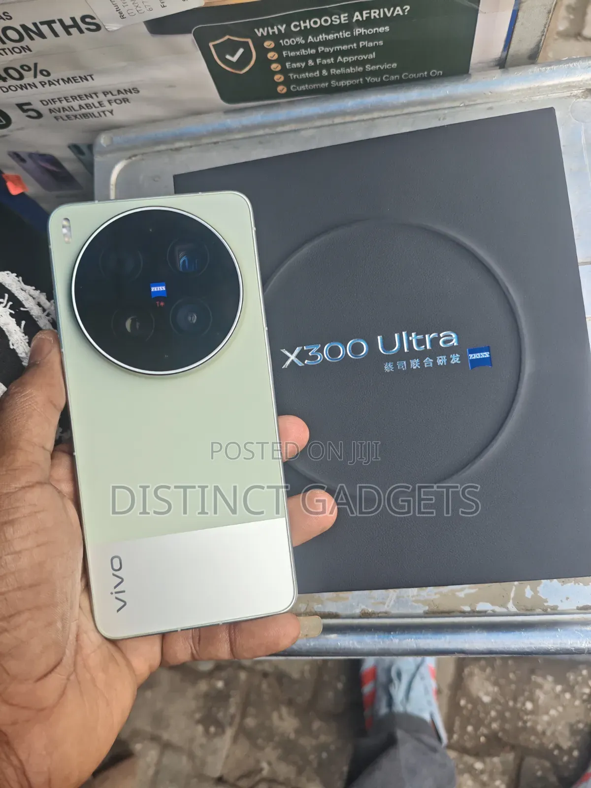 New Vivo X300 Ultra 1 TB Silver