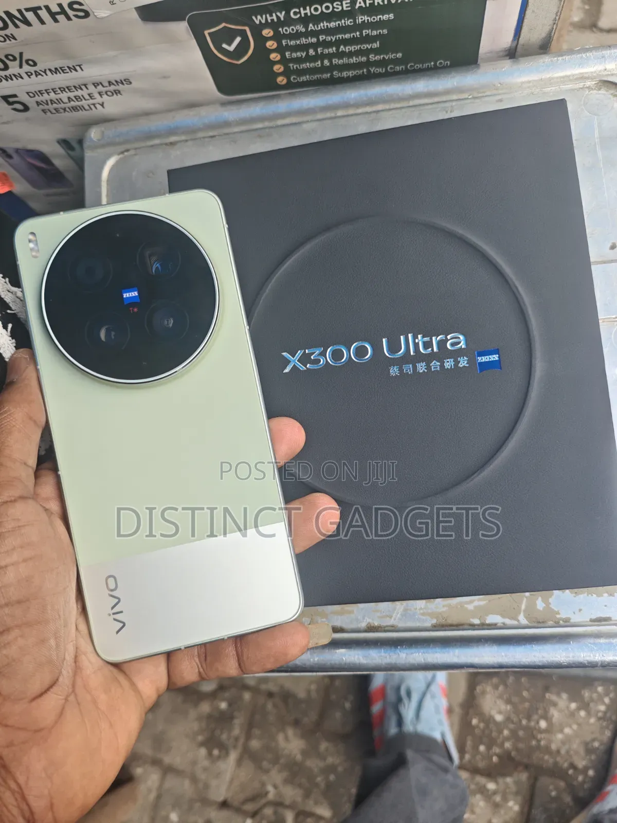 New Vivo X300 Ultra 1 TB Silver