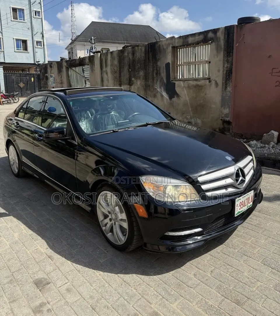 Mercedes-Benz C-Class C 350 4MATIC (W204) 2011 Black