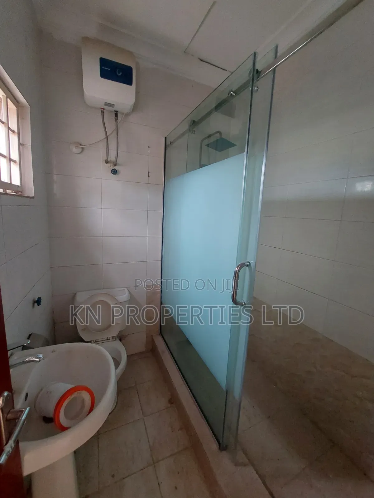 2bdrm Duplex in Airport Road, FHA for rent