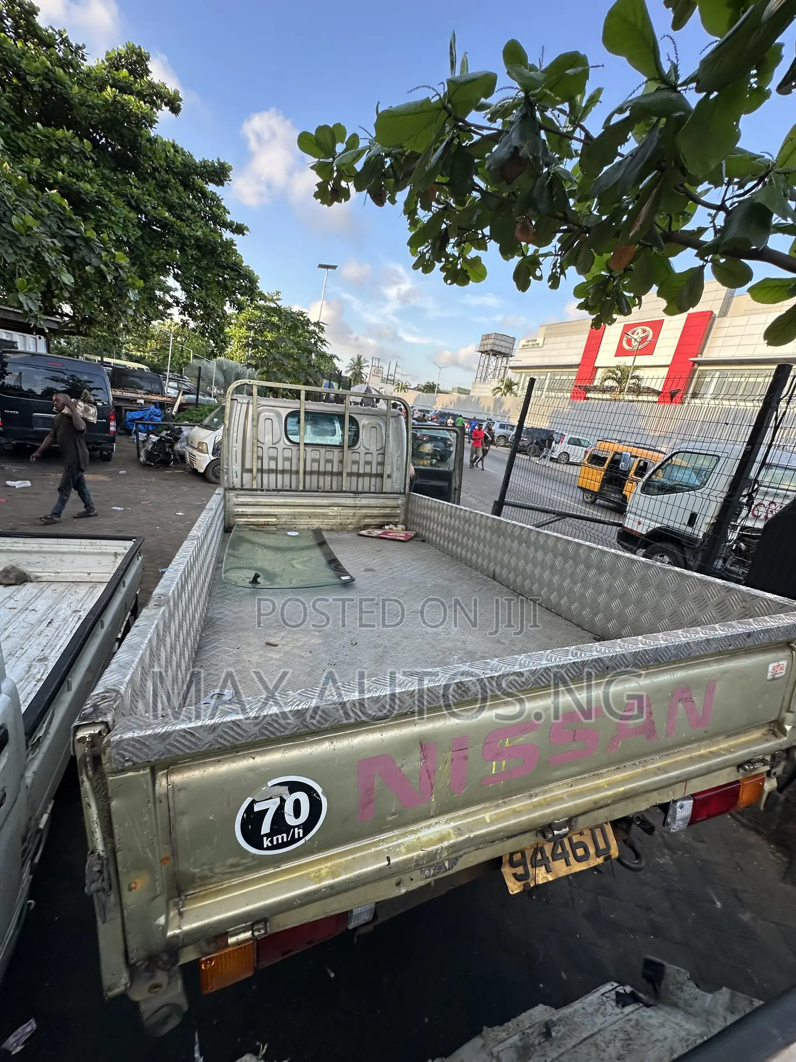 Tokunbo Nissan Cabster Truck 2008