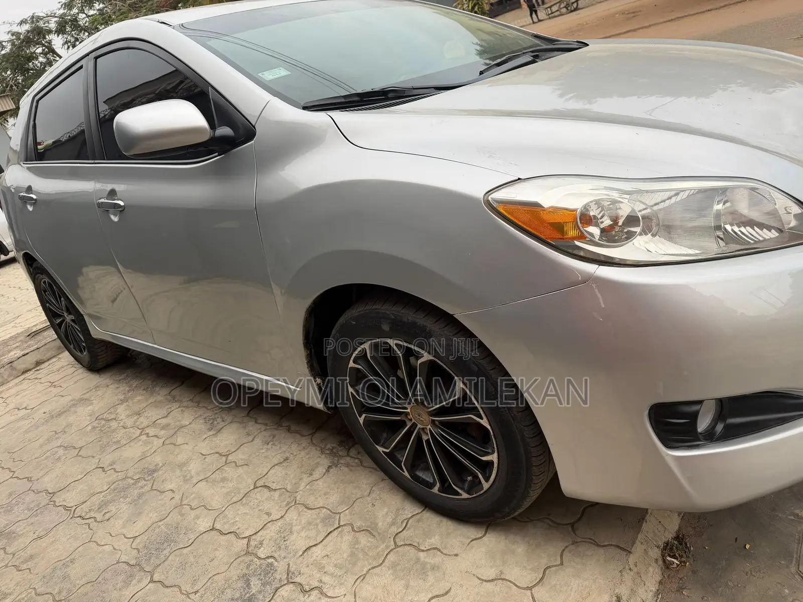 Toyota Matrix 2010 Silver