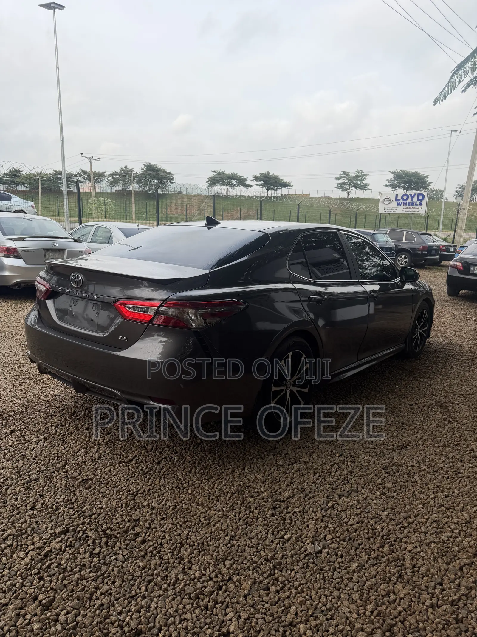 Toyota Camry 2020 Gray