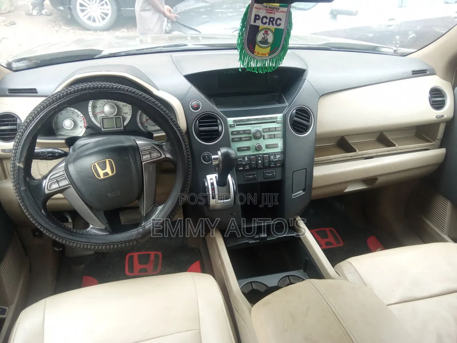 Honda Pilot 2011 Gold