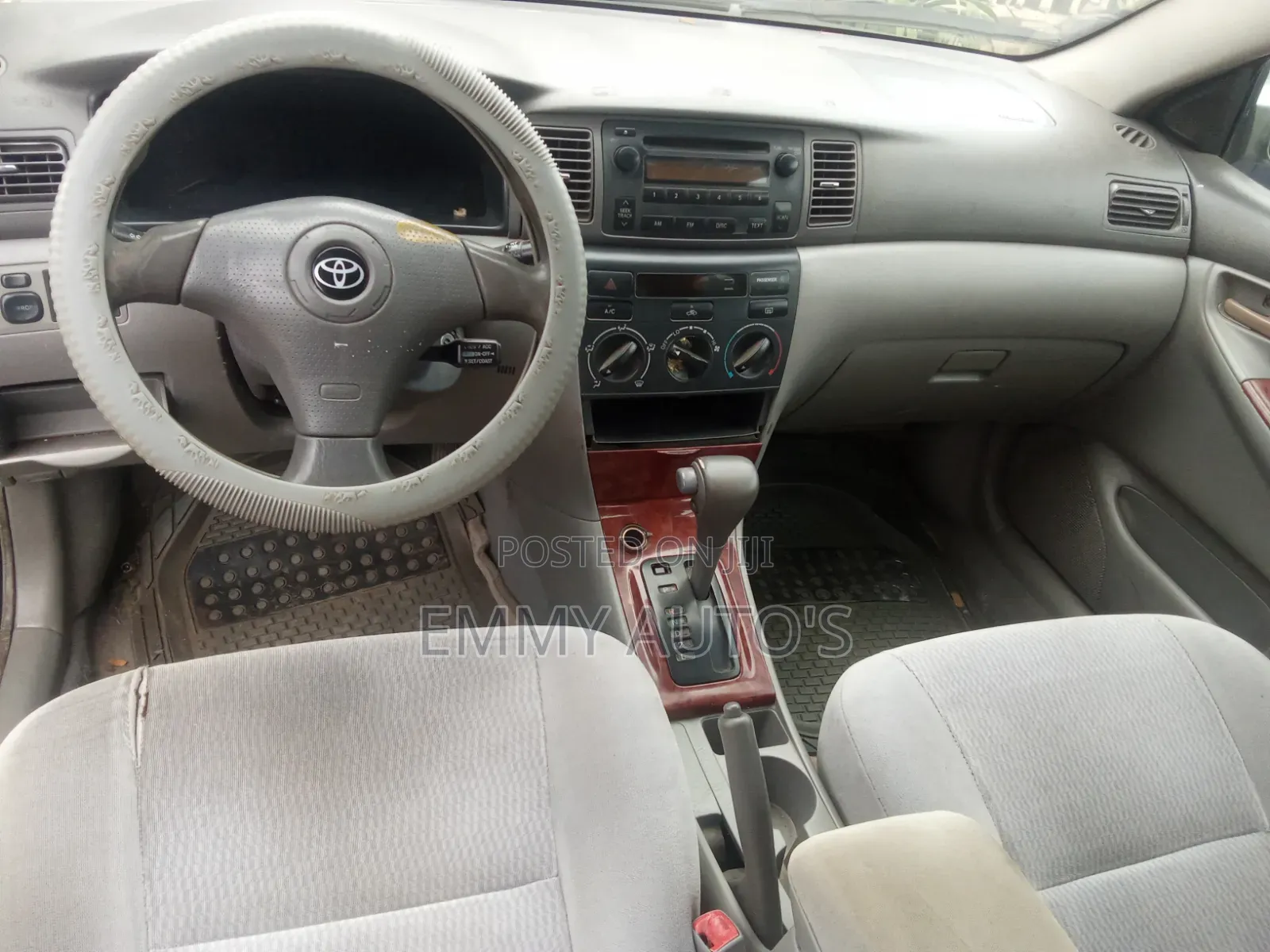 Toyota Corolla 2005 Gray