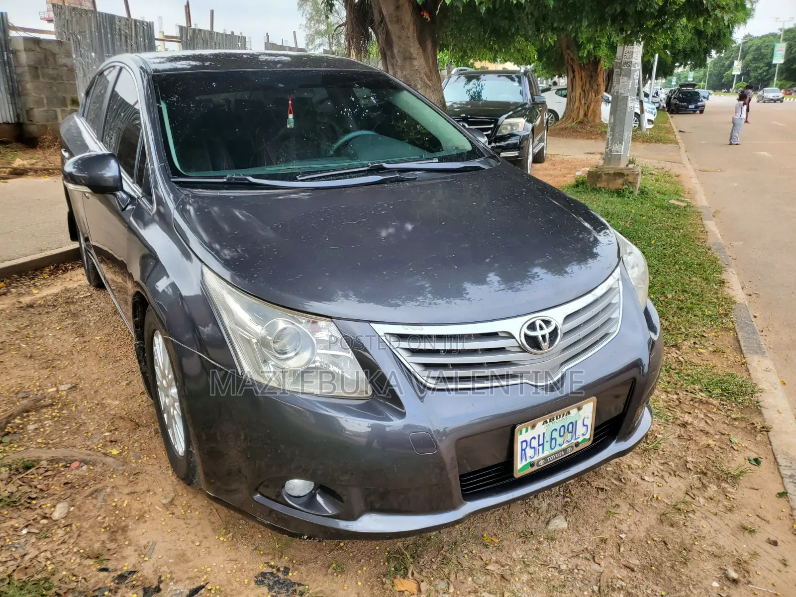 Toyota Avensis 2014 Gray