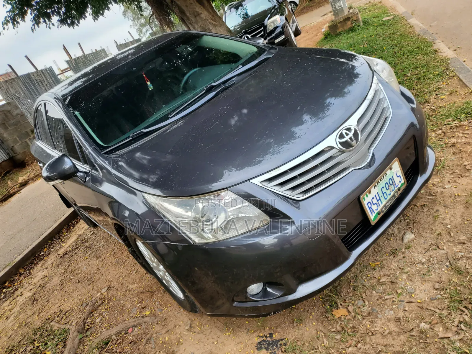 Toyota Avensis 2014 Gray
