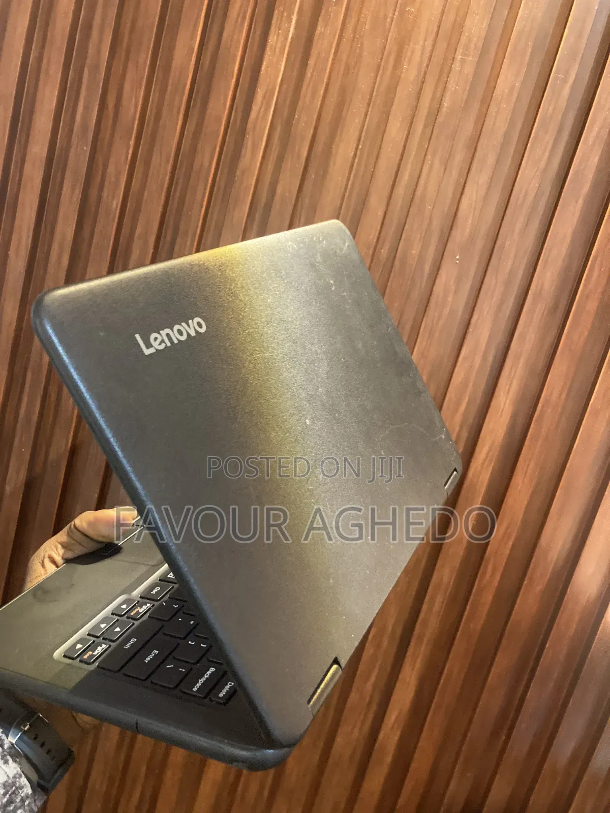 Laptop Lenovo 300e 4GB Intel Celeron SSD 60GB