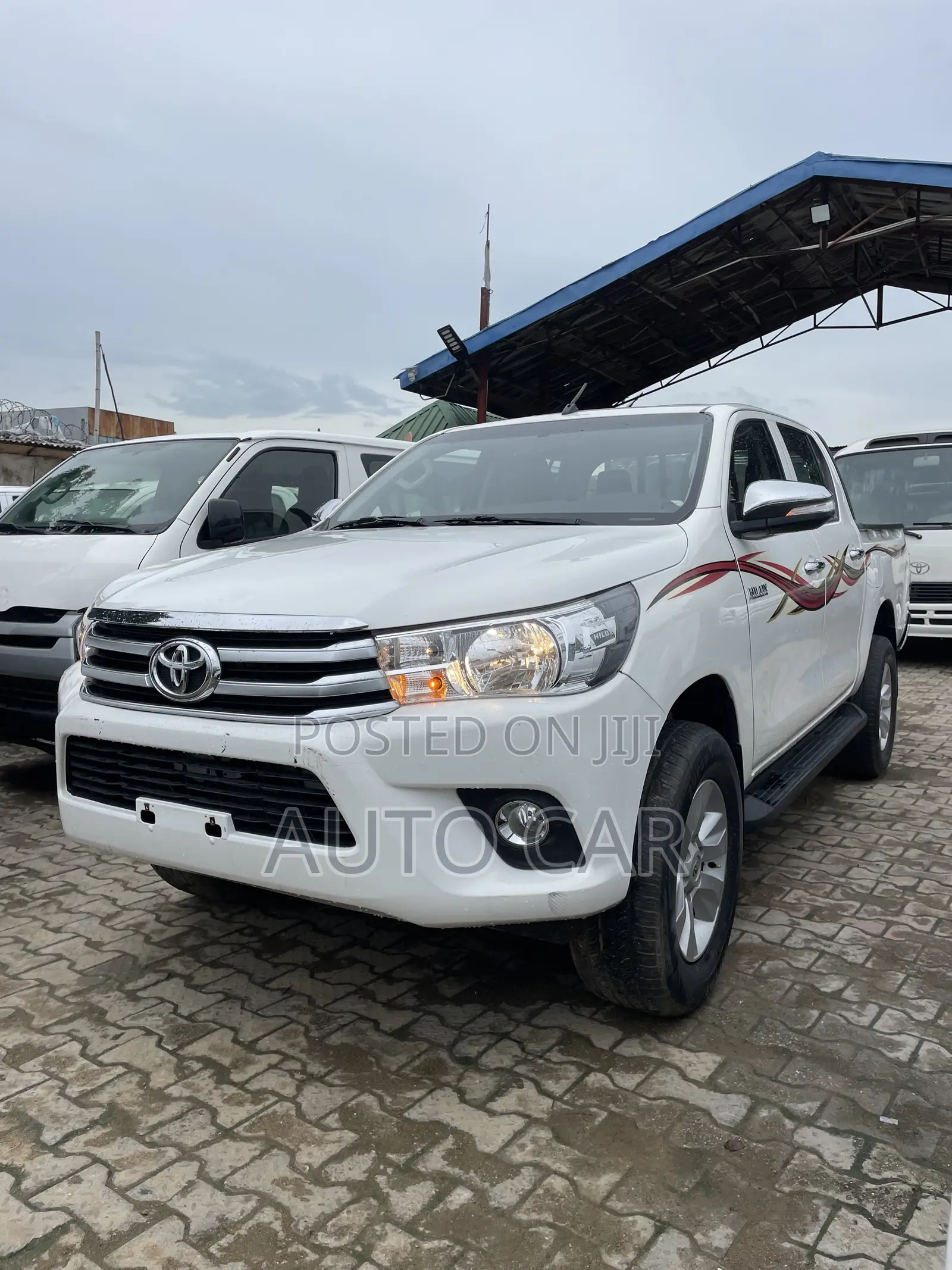 Toyota Hilux Revo Smart Cab Petrol 2.7 RWD 2020 White