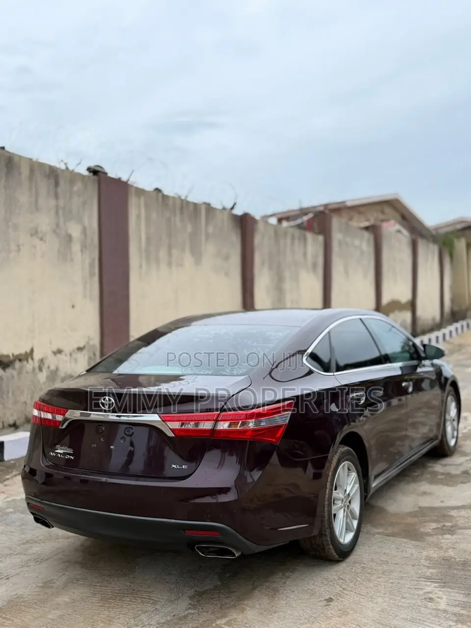 Toyota Avalon XLE 4dr Sedan (3.5L 6cyl 6A) 2014 Burgundy
