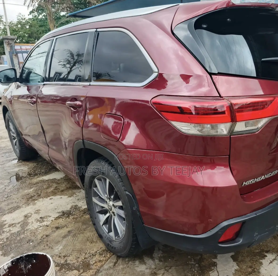 Toyota Highlander Limited 4dr SUV AWD (3.5L 6cyl 6A) 2014 Red