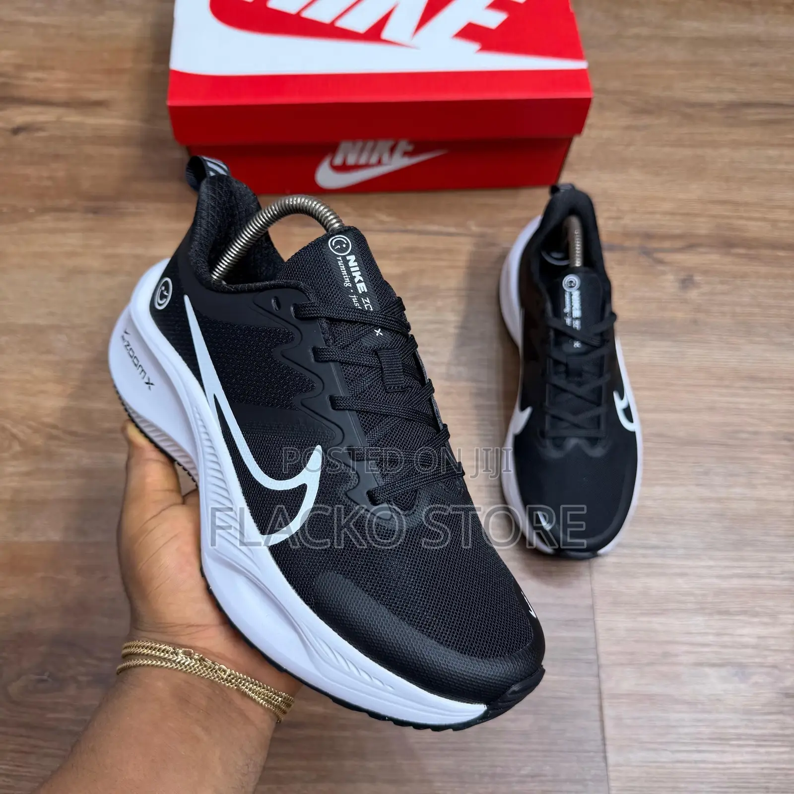 High Quality Nike ZoomX Smileys Runner Sneakers