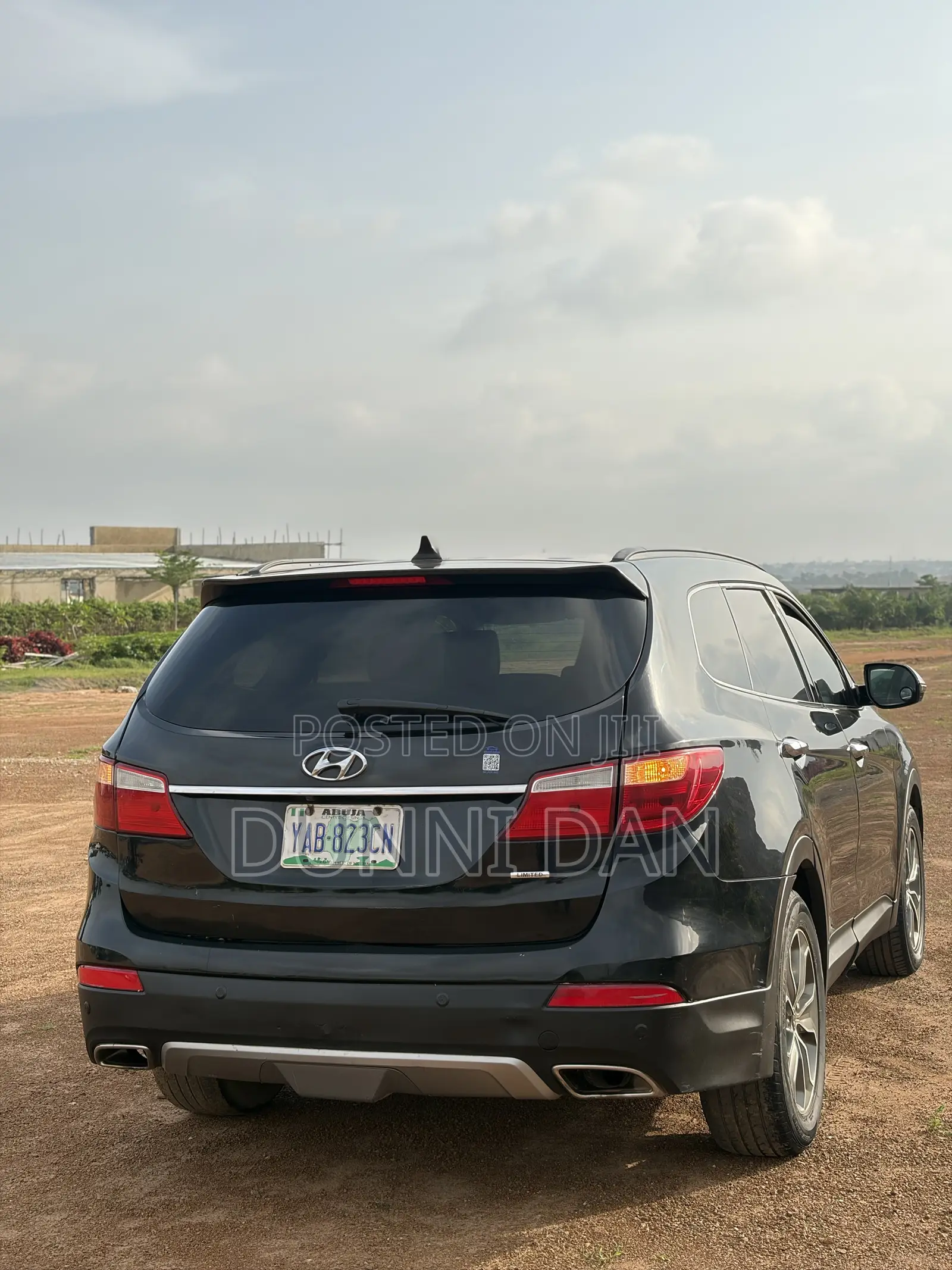 Hyundai Santa Fe 2013 Black