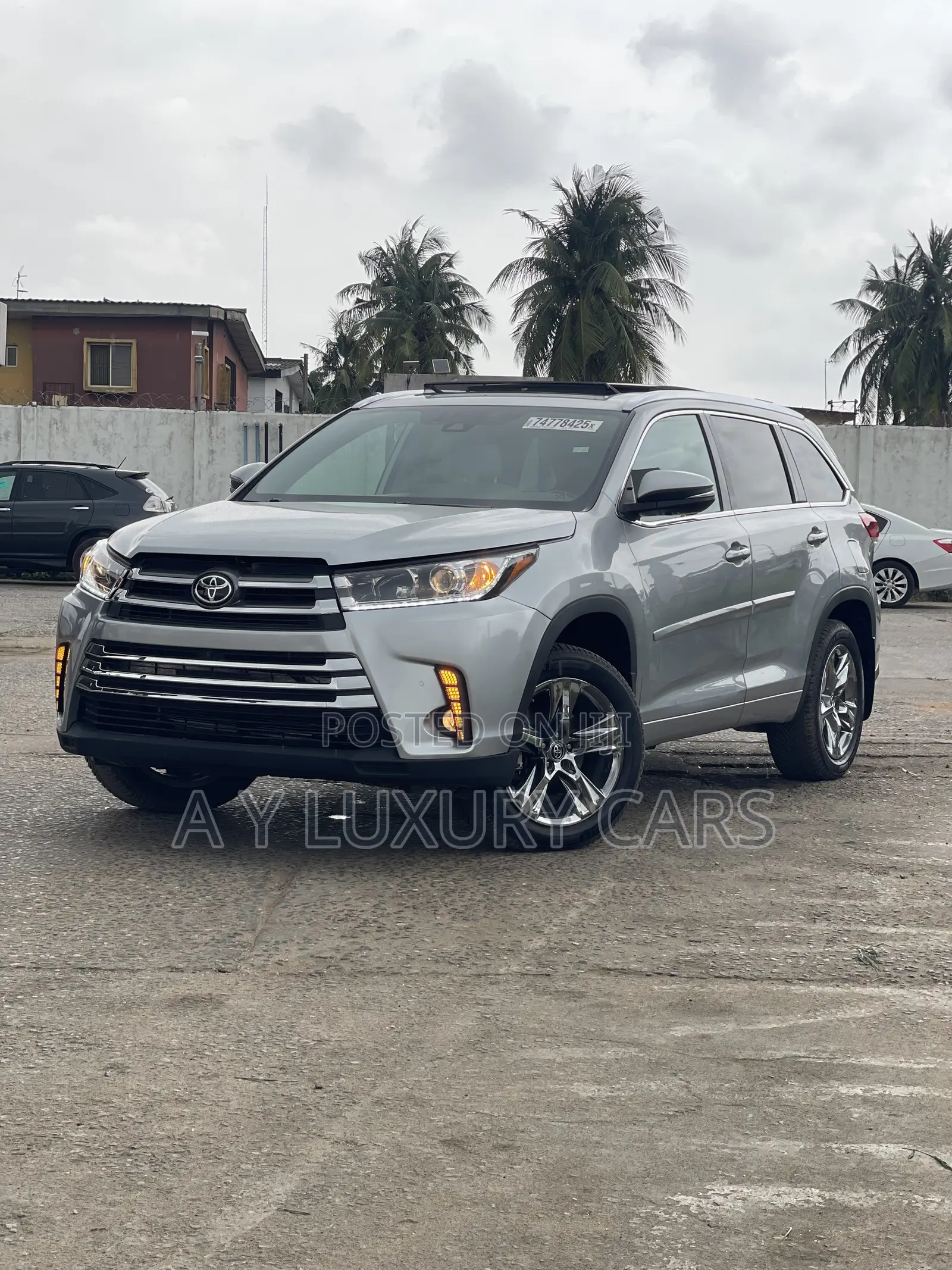 Toyota Highlander Limited Platinum 2019 Silver