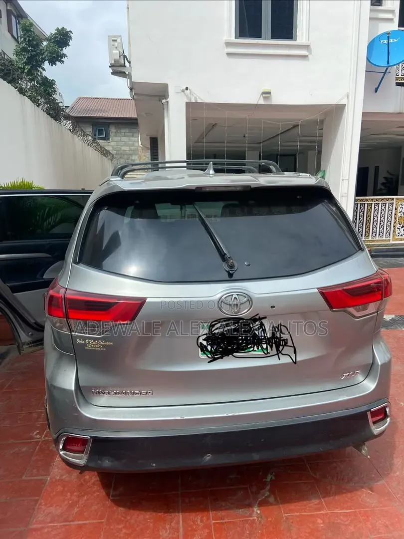 Toyota Highlander 2015 Gray