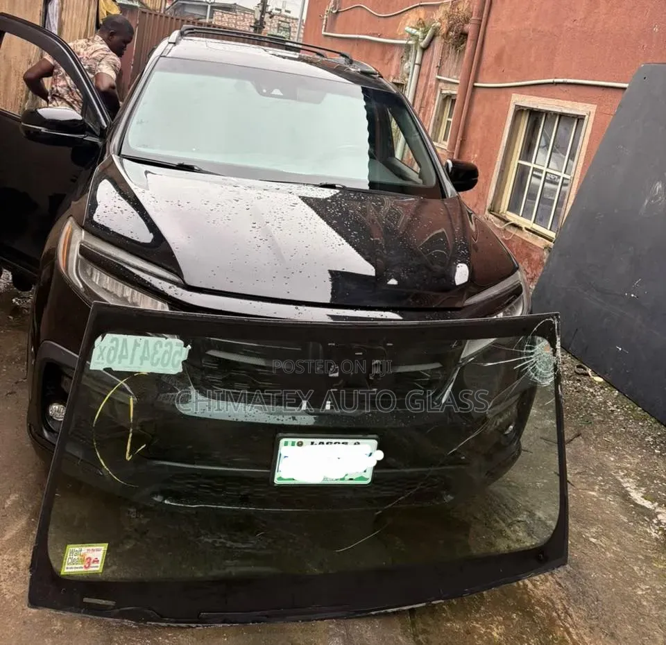 2016 Honda Pilot Windscreen Glass Available & Installed at Chimatex