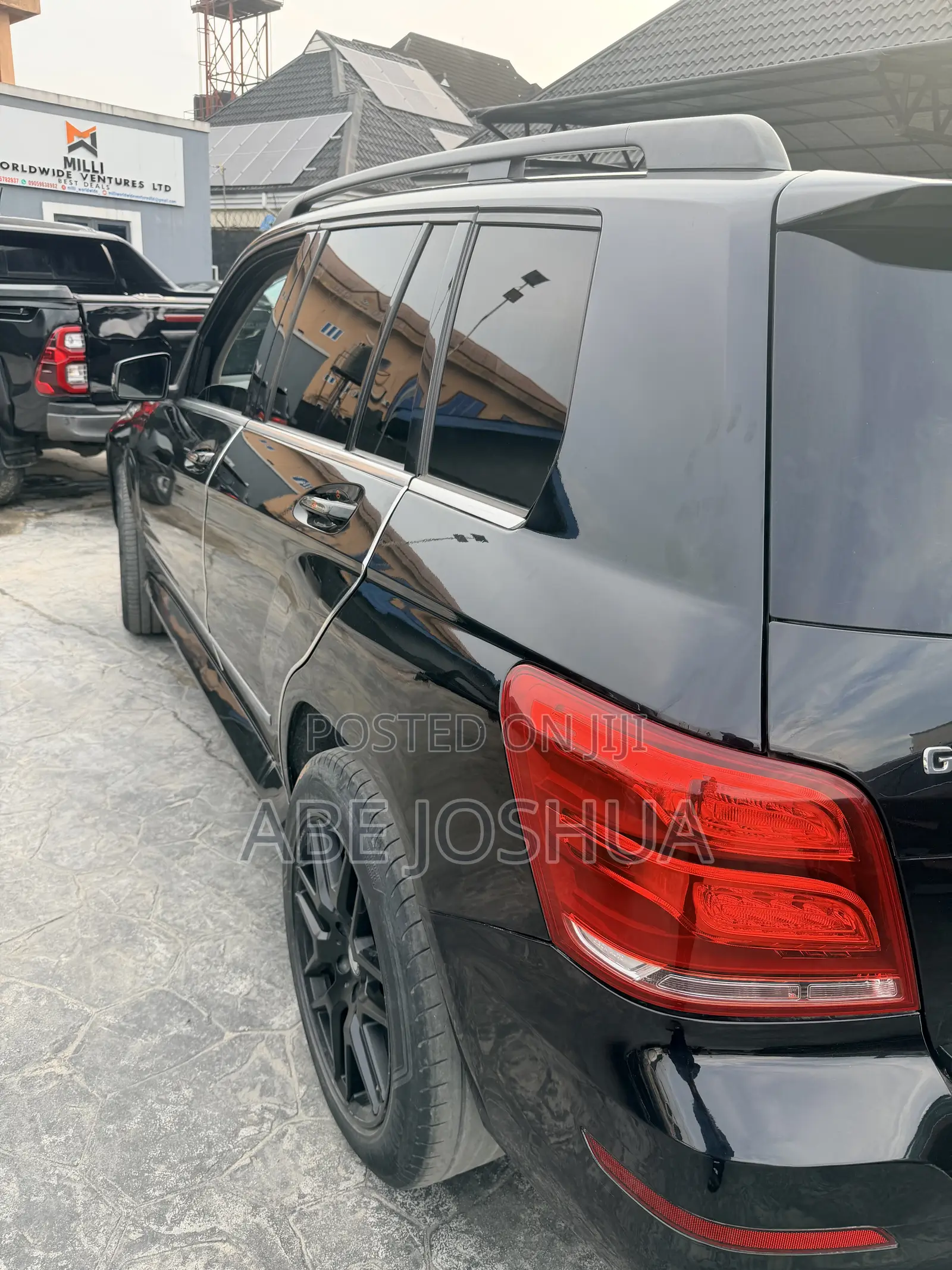 Mercedes-Benz C300 2010 Black