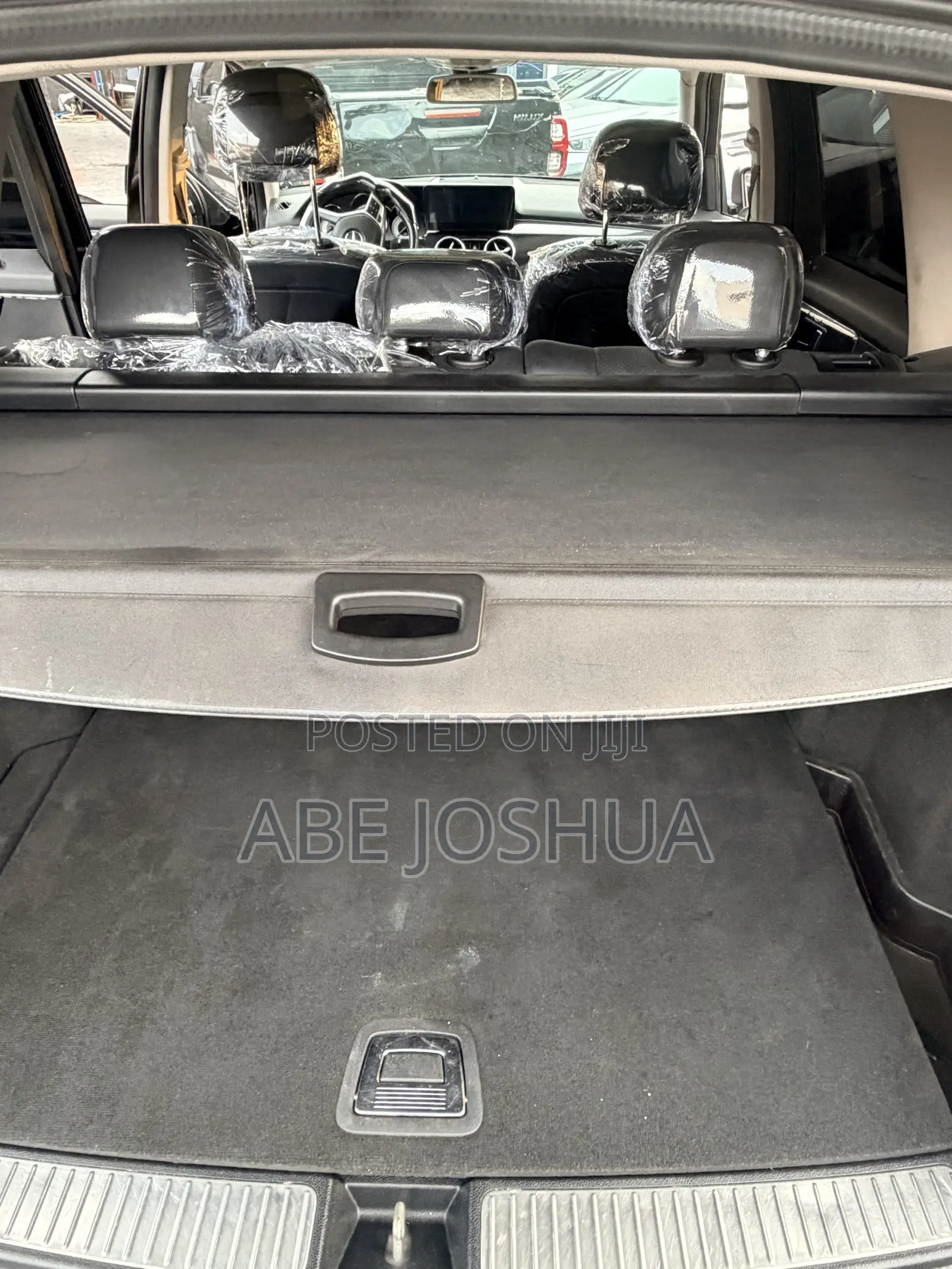 Mercedes-Benz C300 2010 Black
