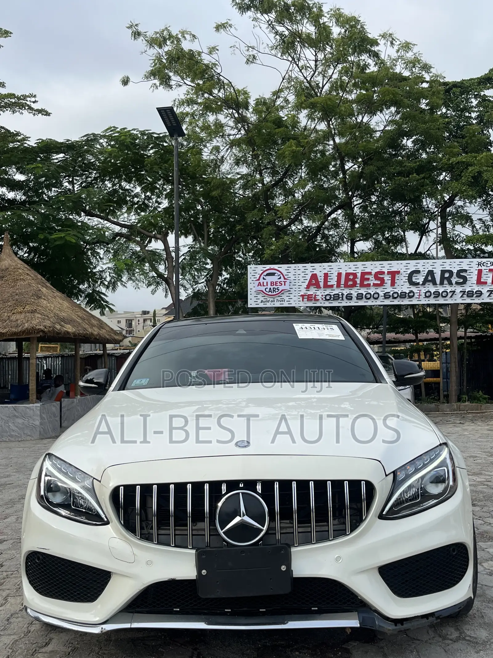 Mercedes-Benz C400 4Matic AWD Sedan (3.0L V6 7A) 2015 White