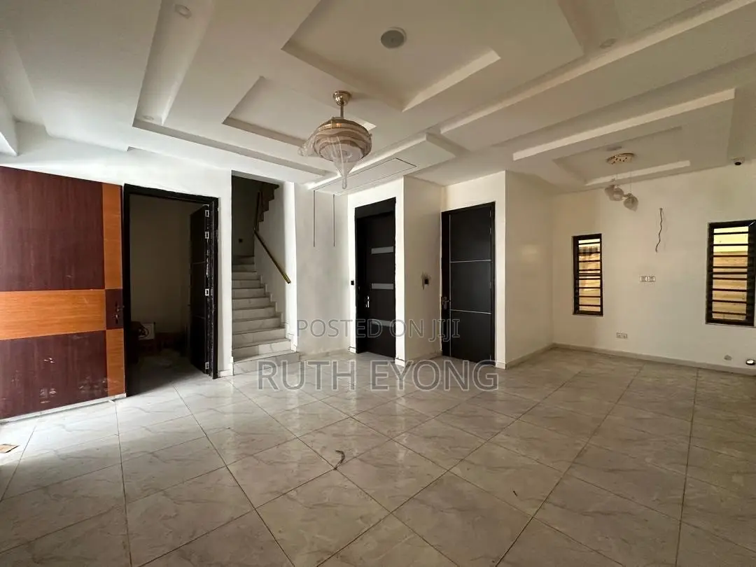 4bdrm Townhouse / Terrace in Orchid Lekki Lagos for rent