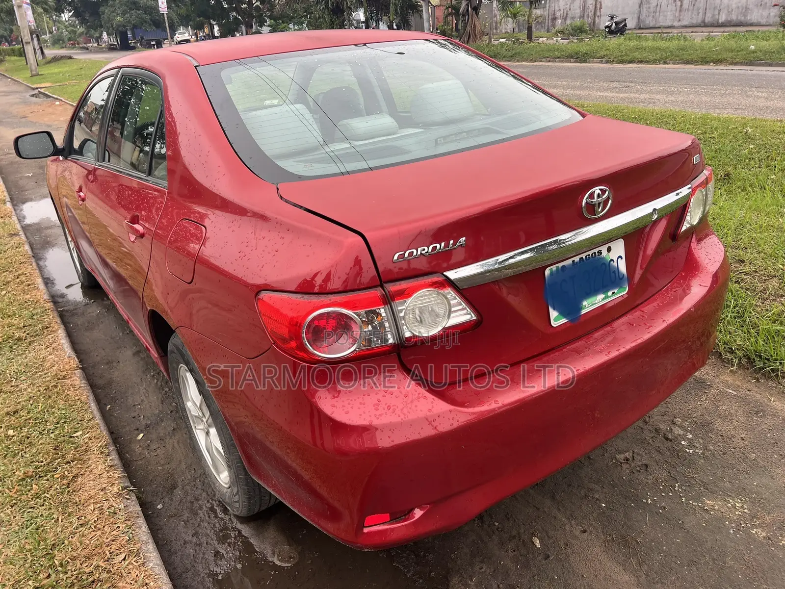 Toyota Corolla LE 4dr Sedan (1.8L 4cyl 4A) 2013 Red