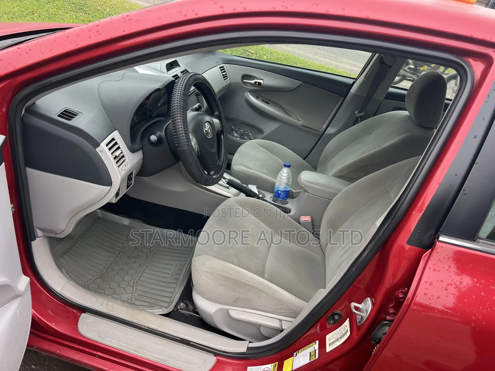 Toyota Corolla LE 4dr Sedan (1.8L 4cyl 4A) 2013 Red