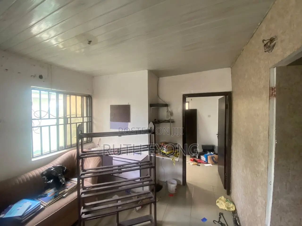 3bdrm Apartment in Lekki Phase 1 for rent