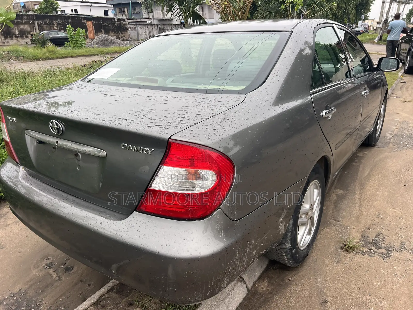 Toyota Camry LE 4dr Sedan (2.4L 4cyl 4A) 2004 Gray
