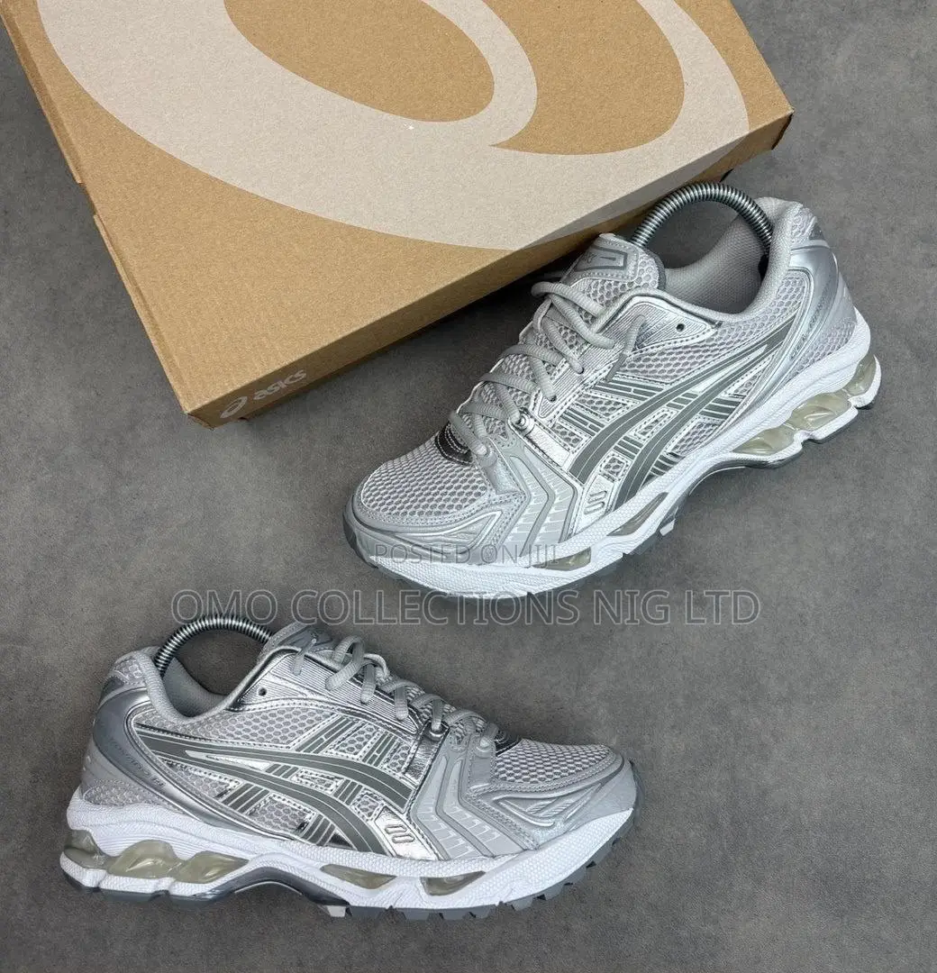Luxury ASICS Men’s Sneakers – Fully Boxed