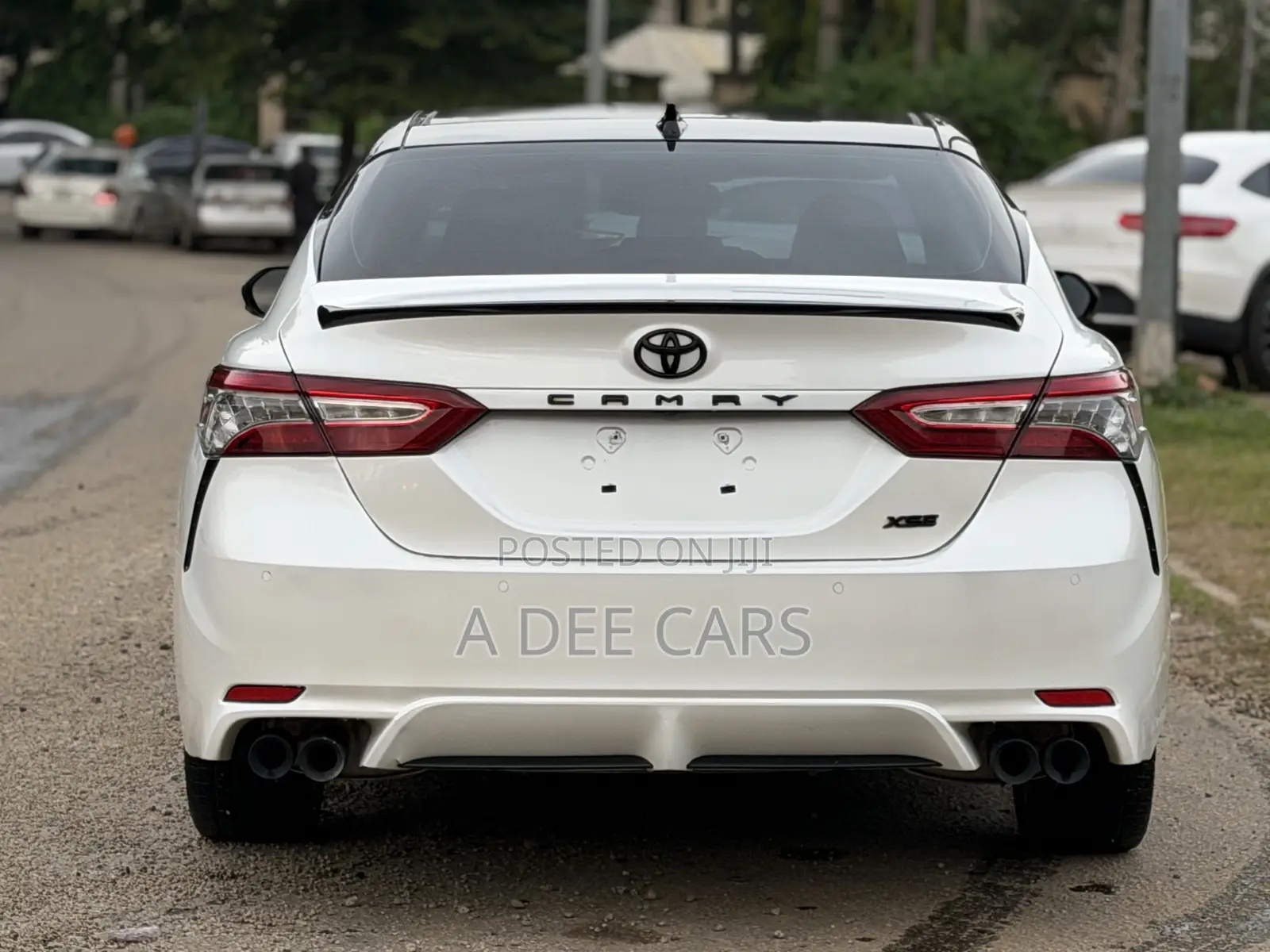 Toyota Camry 2019 White