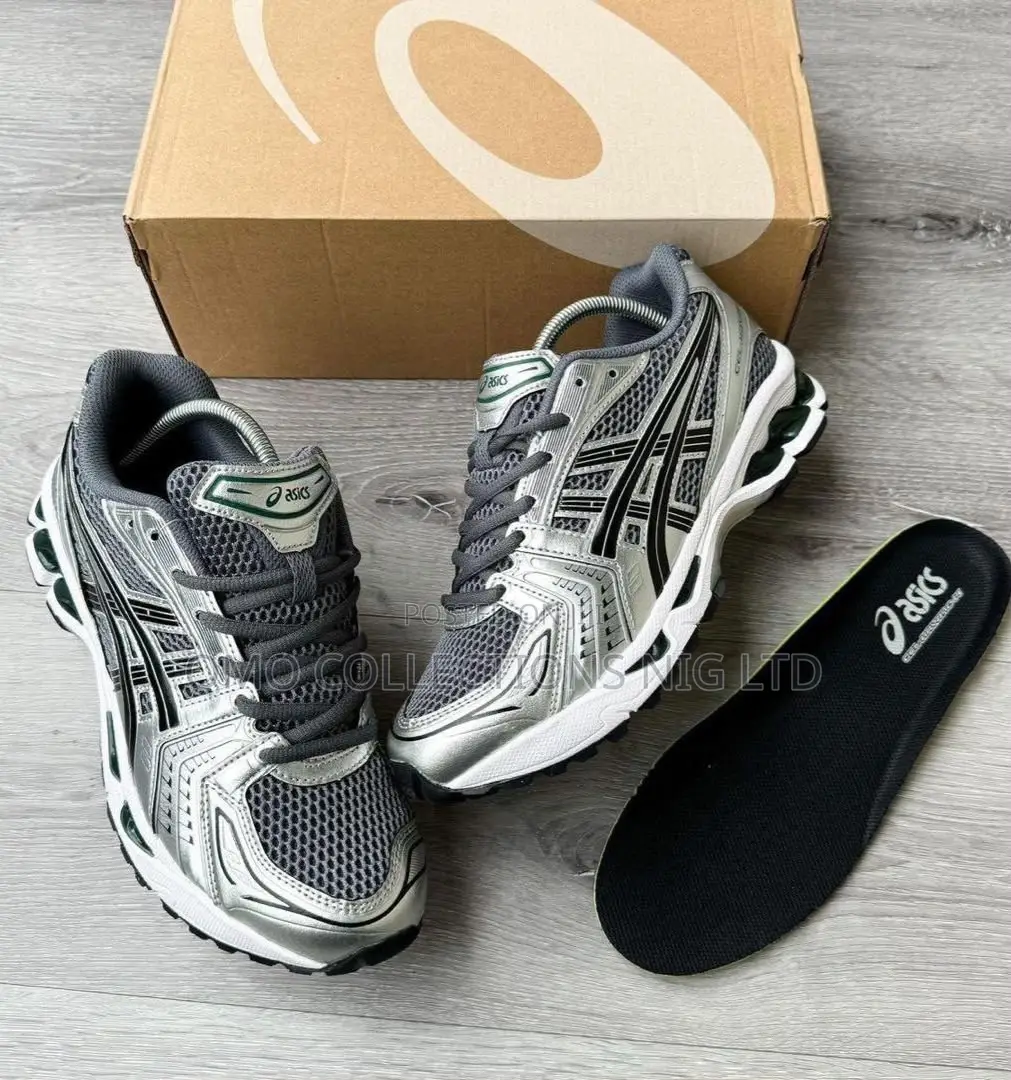 Luxury ASICS Men’s Sneakers – Fully Boxed