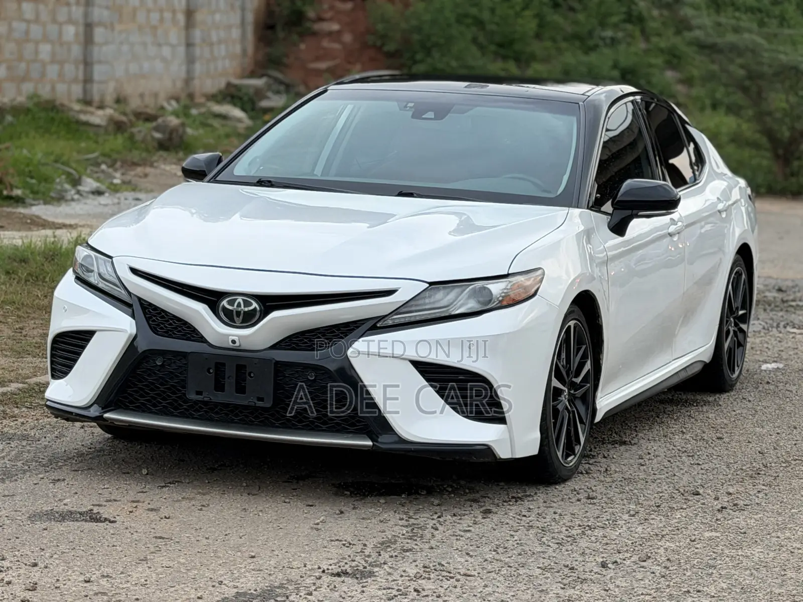 Toyota Camry 2019 White