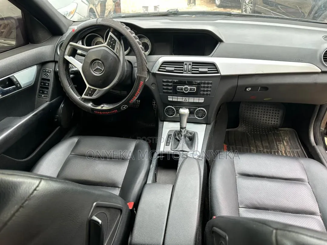 Mercedes-Benz E250 2008 Black