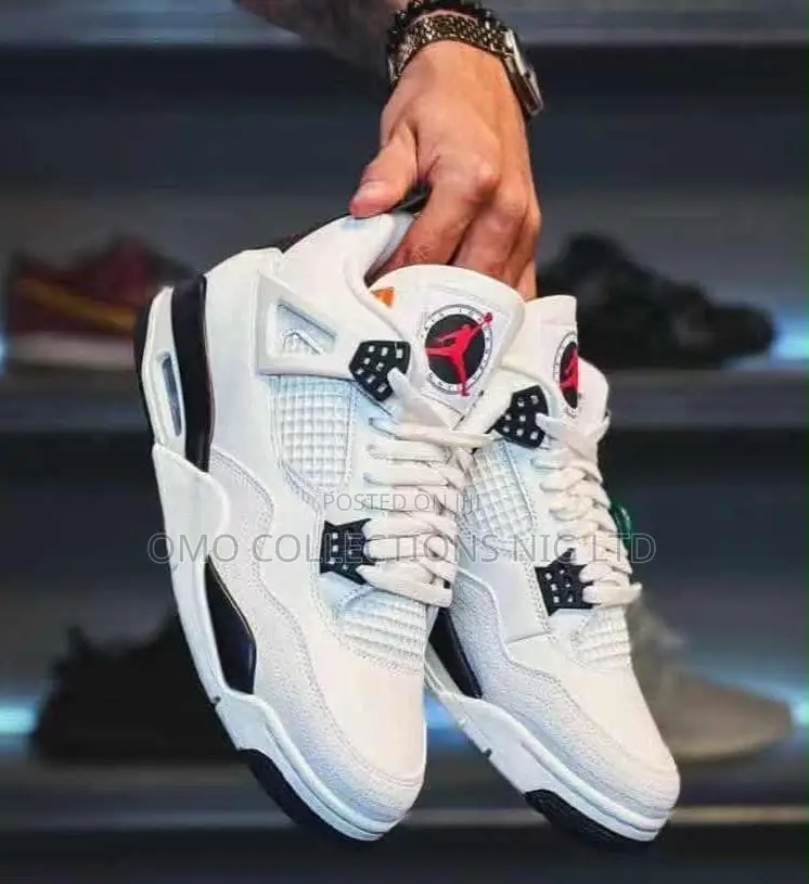 Air Jordan 4 Retro High-Top Men’s Sneakers – Fully Boxed