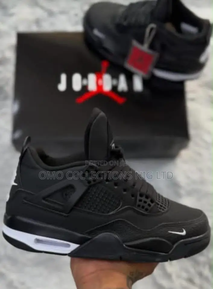 Air Jordan 4 Retro High-Top Men’s Black Sneakers – Fully Boxed