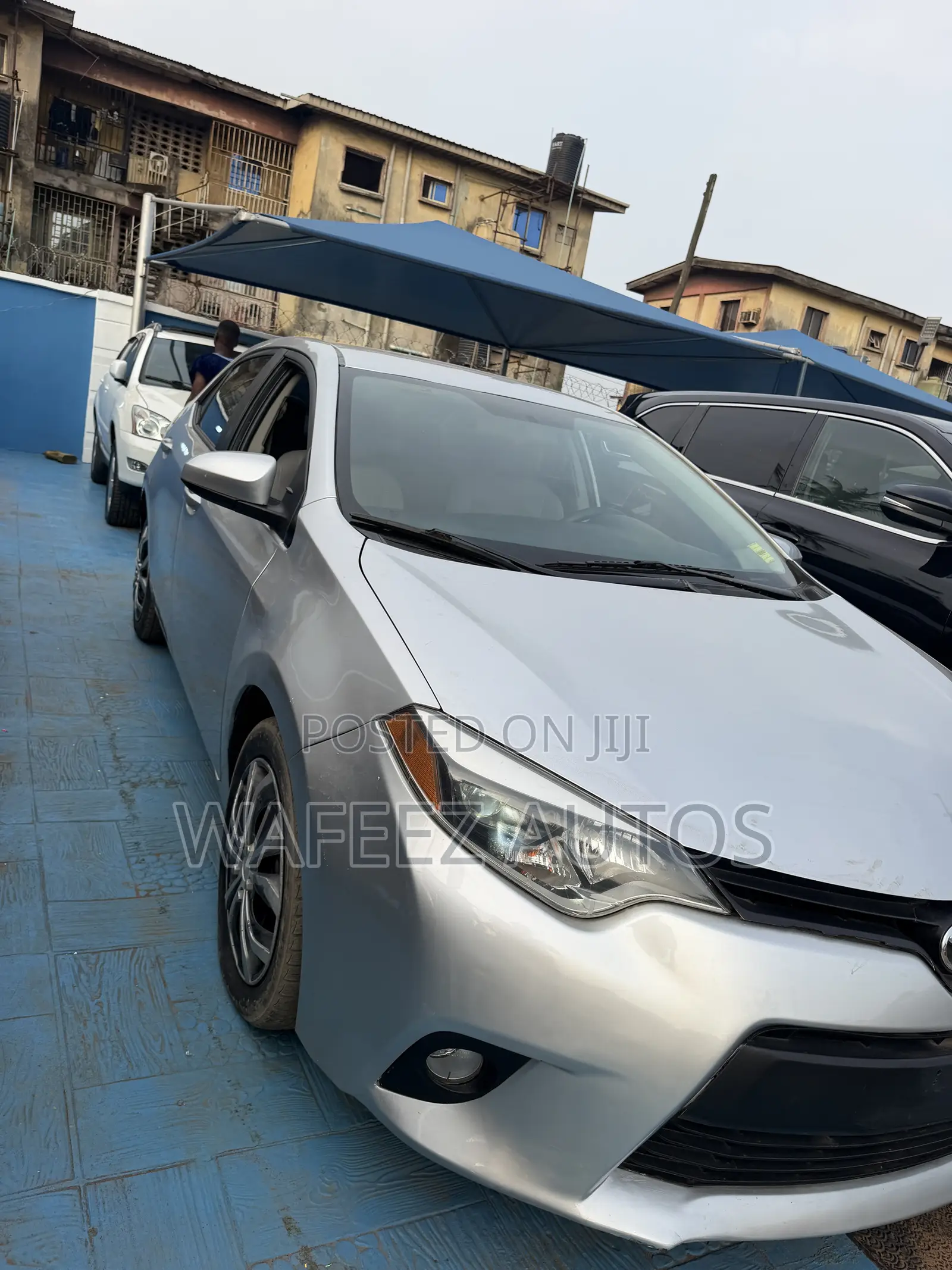 Toyota Corolla LE 4dr Sedan (1.8L 4cyl CVT) 2014 Silver