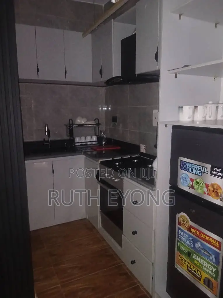Furnished 1bdrm Apartment in Northern Foreshore, Chevron for rent
