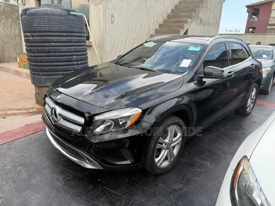 Mercedes-Benz GLA 250 2017 Black