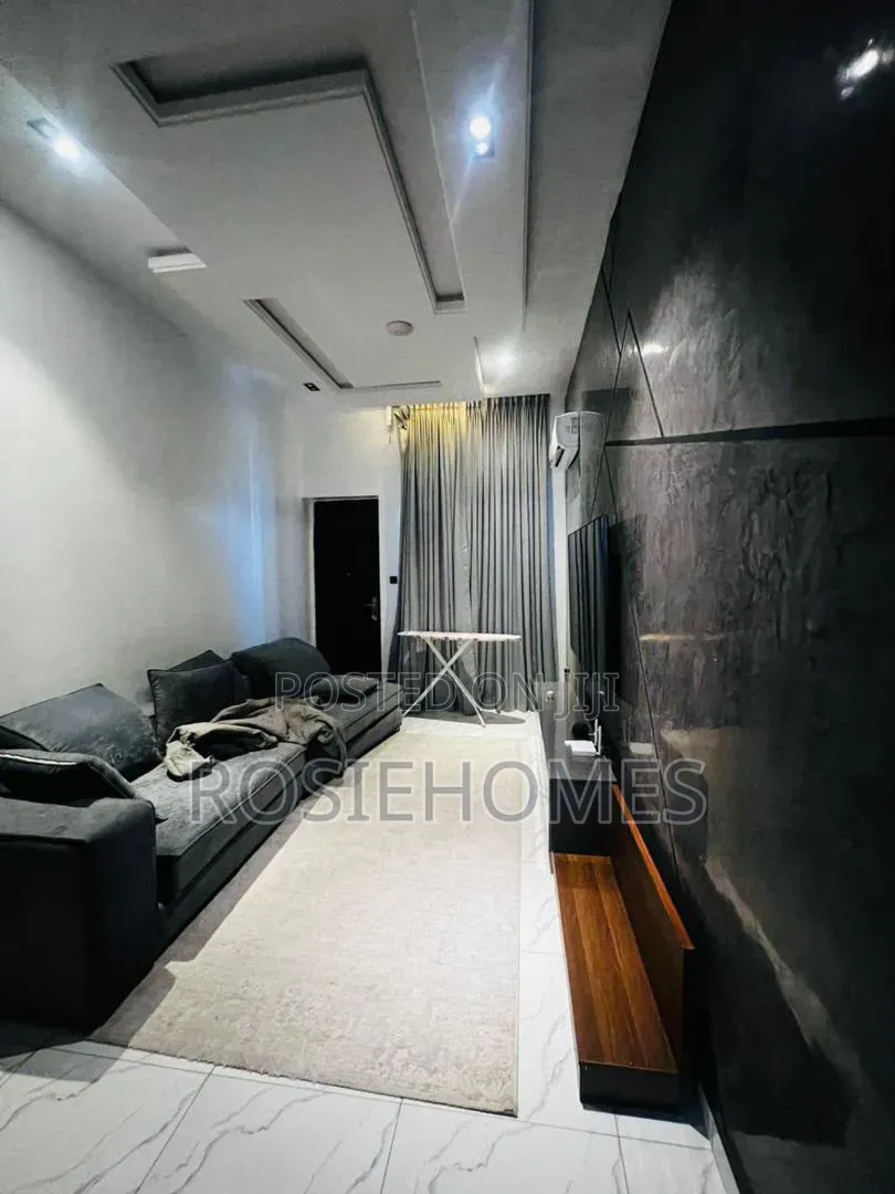 Furnished 4bdrm Duplex in Orchid, Lekki Phase 2 for rent