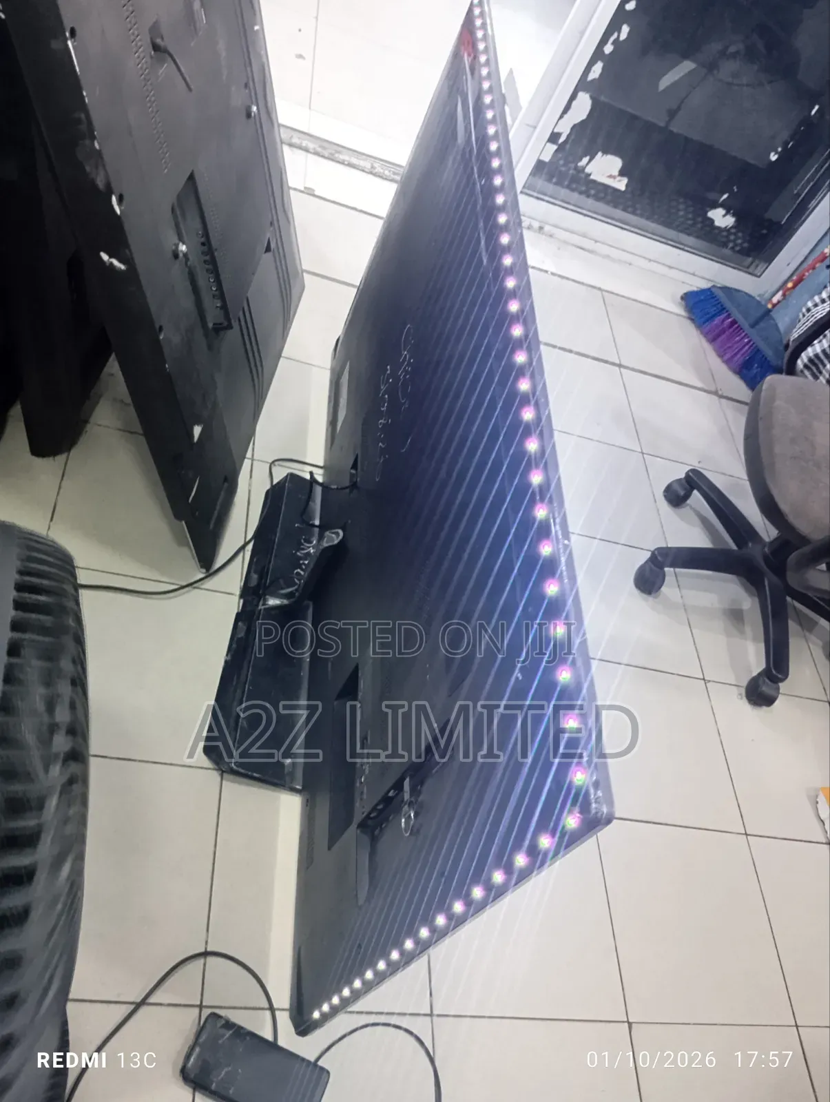 55inch TV With Inbuilt Decoder