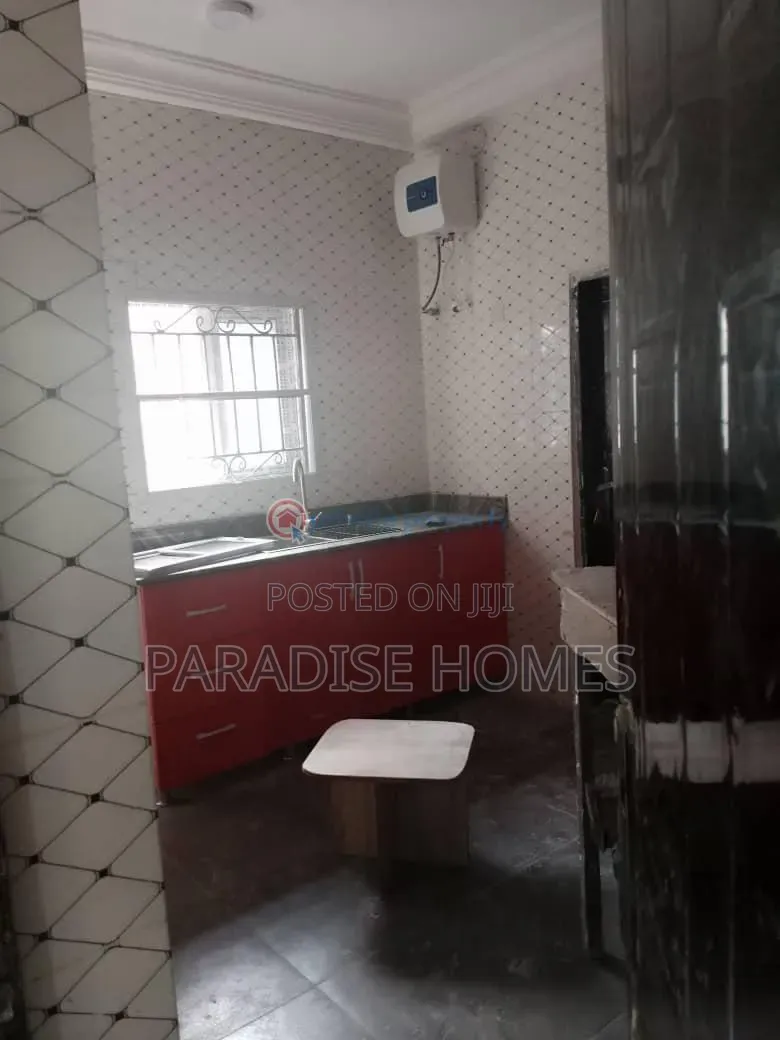 2bdrm Block of Flats in Spring Valley Estate for rent